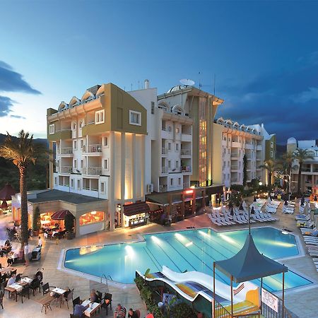 Grand Cettia Hotel 말마리스 외부 사진