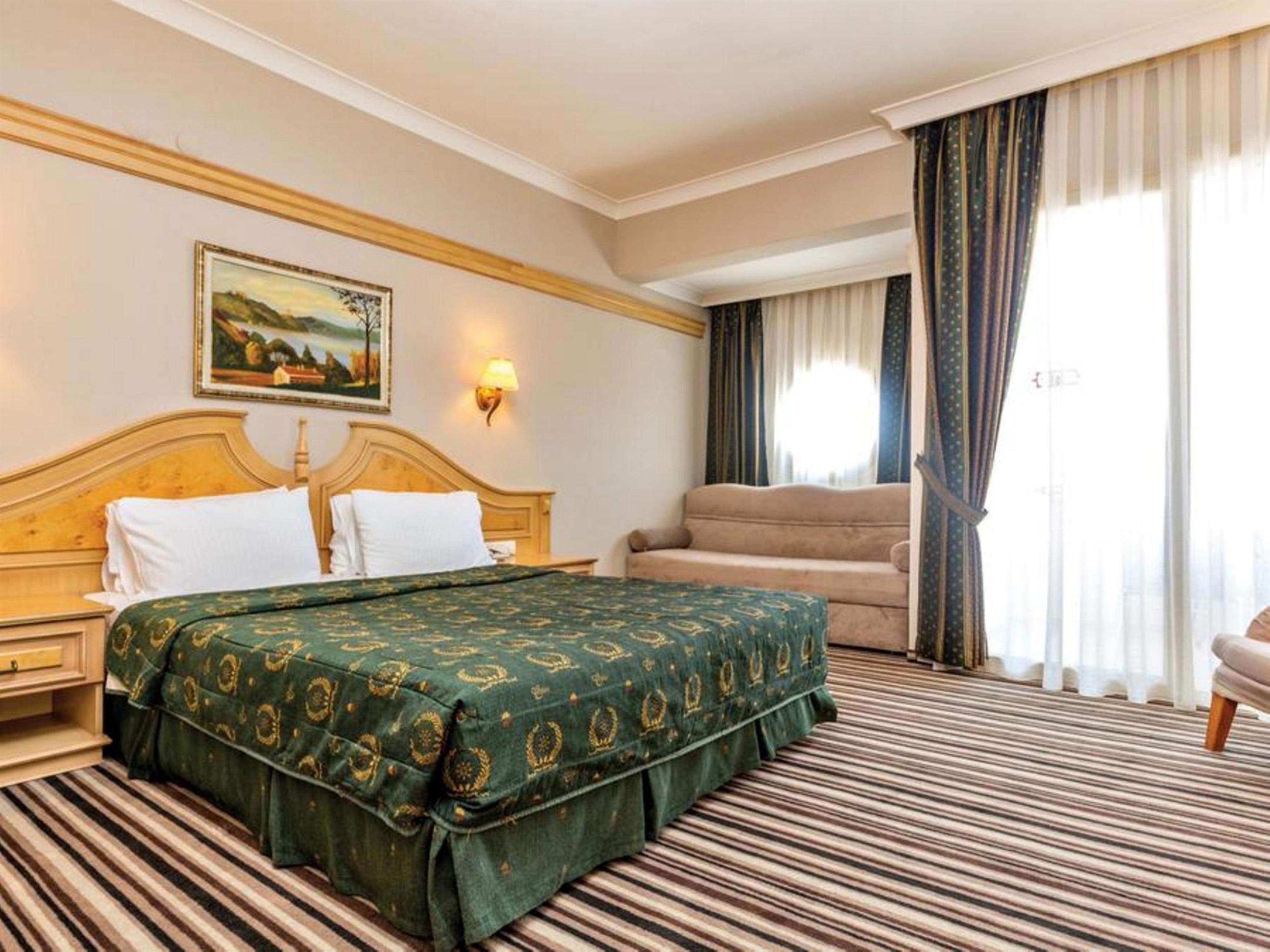 Grand Cettia Hotel 말마리스 외부 사진