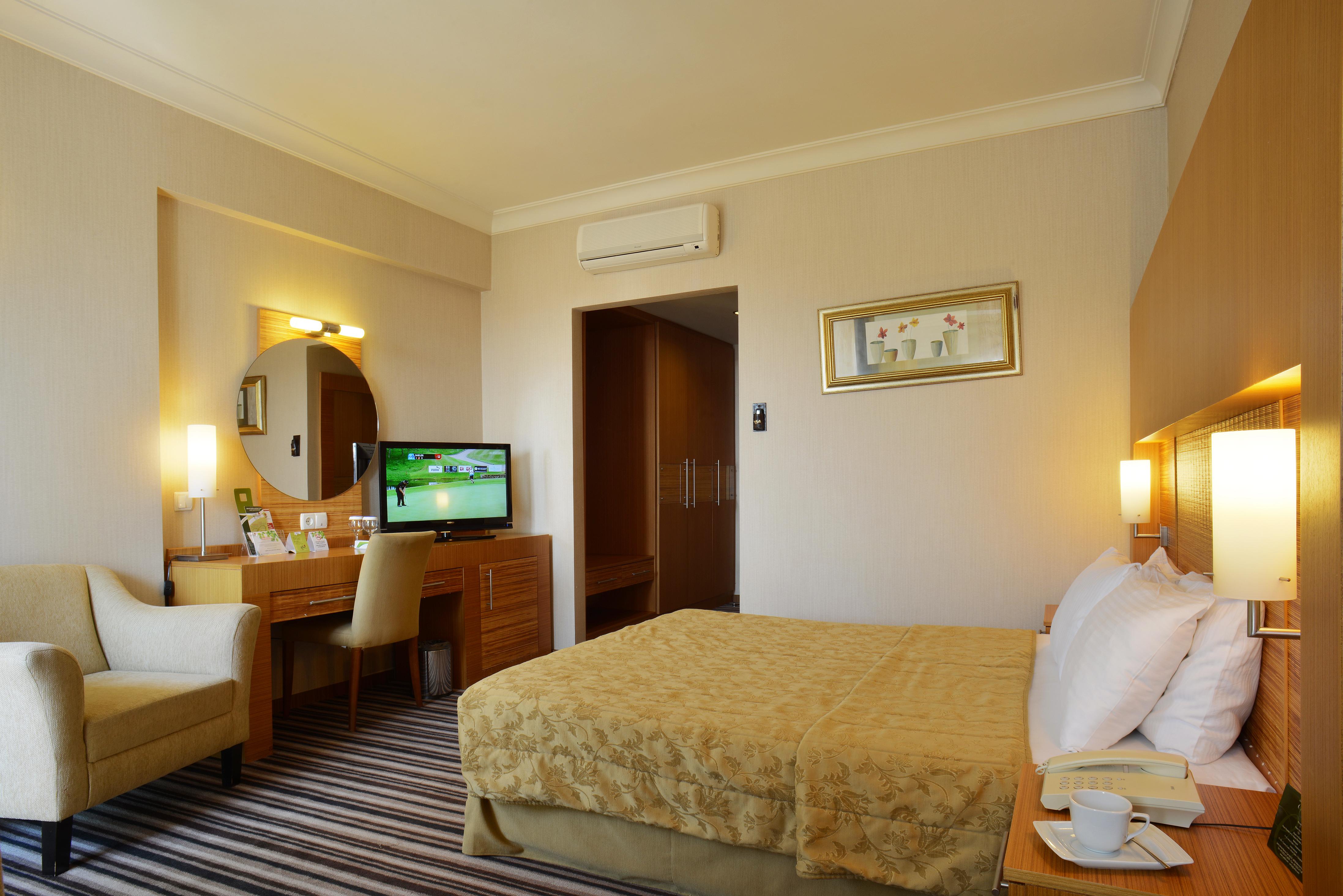 Grand Cettia Hotel 말마리스 외부 사진